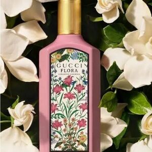 Gucci Flora Gorgeous Gardenia Pink Body Wash